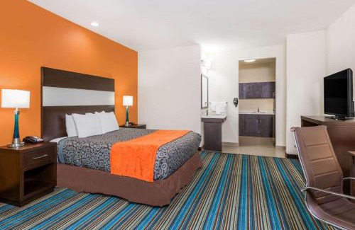 Barker Hotel | Days Inn & Suites by Wyndham Katy