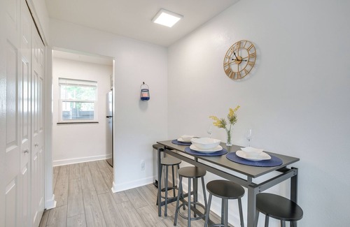Dayton Condo | Dayton Condo w/Courtyard < 3 to Downtown!