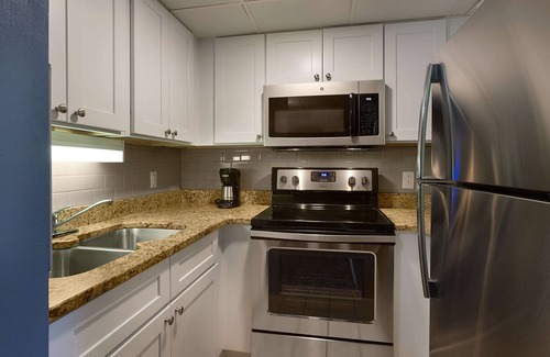 Myrtle Beach Hotel | Dayton House Resort, BW Signature Collection