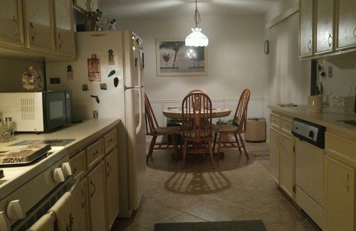 Holly Hill House | Daytona Beach Home.Between Shores & Speedway