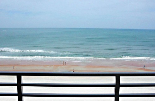 Volusia County Resort | Daytona Beach, Wyndham Ocean Walk - Beach Front - 1 bed room, 1 bath - Sleeps 4