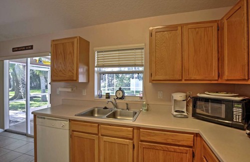 Holly Hill House | DAYTONA “PICTONA” 3BR/2BA POOL HOME, NASCAR/ROLEX/TURKEY RUN/LPGA GOLF TOO!