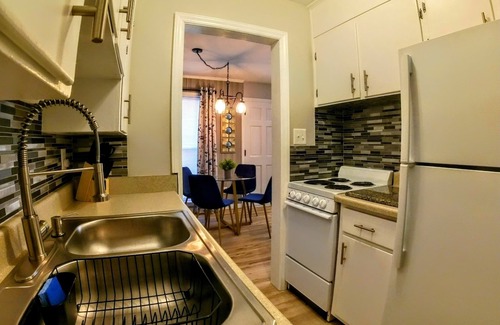 Roanoke Apartment | Dazzling Duplex, Pets, Private Driveway, EV charging!