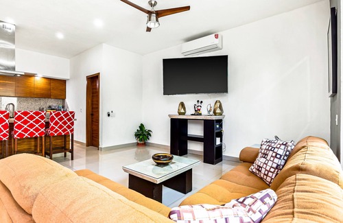 Fluvial Vallarta House | Dazzling estate with a pool, rooftop balcony, four-bedrooms, washer/dryer, & AC