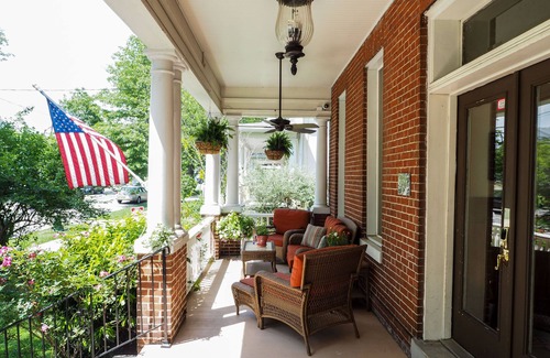16th Street Heights House | DC Gem 10 Bedrooms/9.5 Baths! Short Stays Available Too!