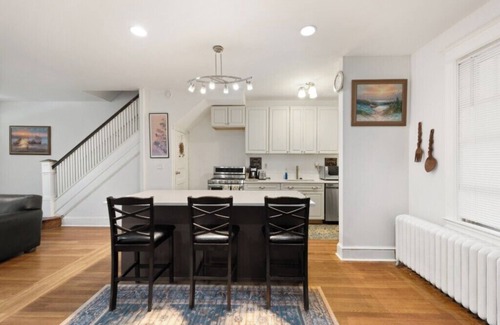 Petworth House | DC Getaway in Petworth Near AdMo U Street!