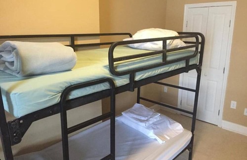 Shaw Hostel | DC International Hostel