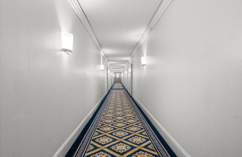 Crystal City Apartment | DC Luxury Apartment Near Metro