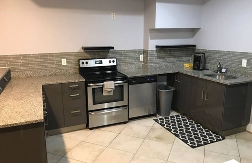 Columbia Heights Apartment | DC Modern Apartment In DC Close To Metro