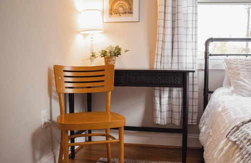 Eisenhower East House | DC Retreat with Metro and Trail Access, Kid and Pet Friendly!