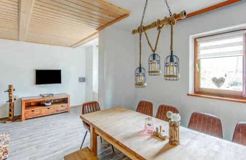 Bruck an der Grossglocknerstrasse House | detached modern holiday home with sauna in the Salzburgerland