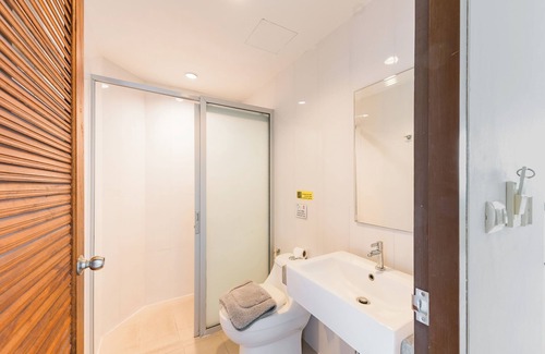 Ban Saiyuan Hotel | De Blue Sea Rawai
