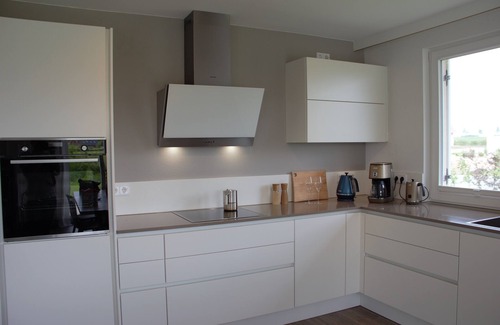 Gross Schwansee House | Designer vacation home ★ Sauna ★ Whirlpool ★ WMF kitchen ★ Beach ★ Go-kart