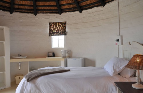 Overberg Hotel | De Hoop Campsite Rondawels