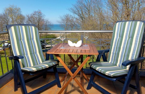 Am Schwarzen Busch Apartment | App. Concha - Artist apartment with sea view!