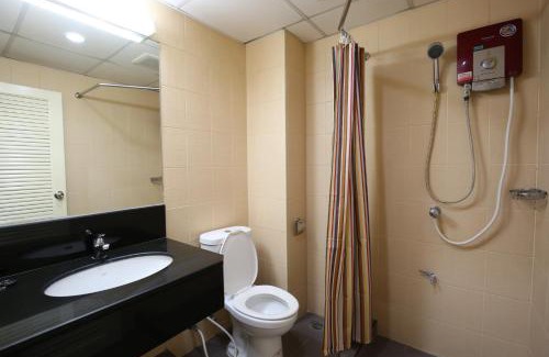 Bang Kapi Apartment | De Junction House