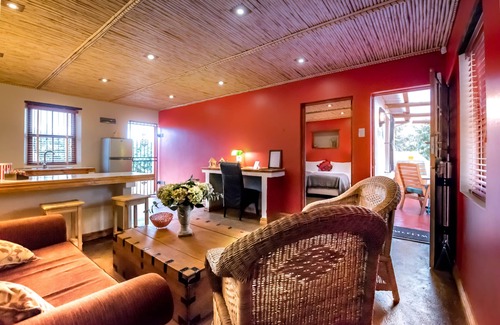 Paarl Bed & Breakfast | De Leeuwenhof Estate
