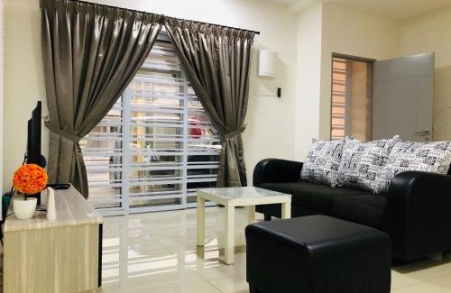 Ulu Kinta House | De Little Cabin - 7mins to Sunway Iost World of Tambun