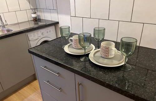 Thorpe Satchville Apartment | De Luxe Apartment