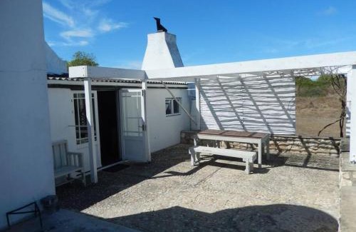 Cape Agulhas Apartment | De Mond Farm Cottage - Vogelgezang Farm (near Arniston)