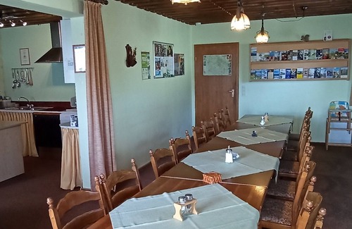 Neukirchen Beim Heiligen Blut House | Cozy guesthouse, vacation home for family reunions, etc. Pet friendly!
