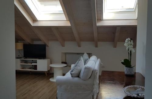 Busto Arsizio House | DE PIANTE GUEST