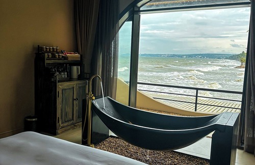East Ham Tien Beach Hotel | De' Tuva resort Mui Ne
