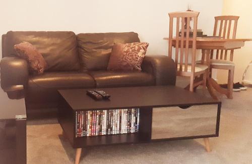 Saltash House | De-Vollard, Cornish Cottage, Lovely Village