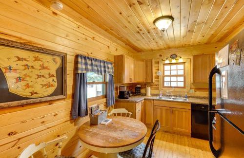 Deadwood House | Deadwood Wolf Cabin with Fire Pit and Grill