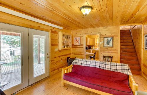Deadwood House | Deadwood Wolf Cabin with Fire Pit and Grill