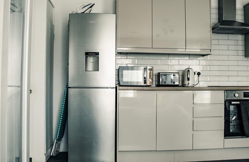 Kirkheaton Apartment | Dealhouse Apartments 10