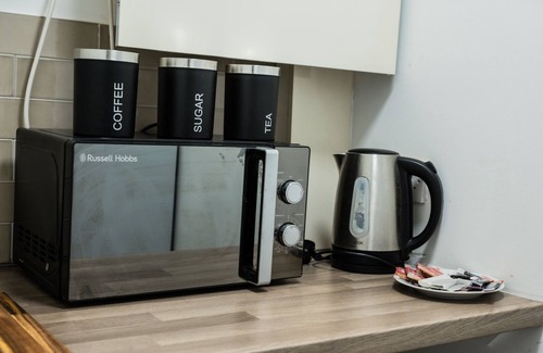 Kirkheaton Apartment | Dealhouse Apartments 11