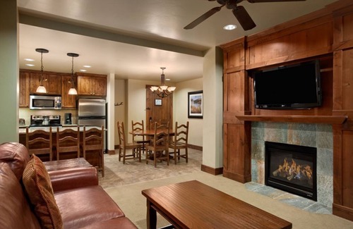 Breckenridge Resort | Dec 10-17, 2022 2 BDRM Ski-In/Ski-Out Condo, Grand Lodge Peak 7, Breckenridge CO