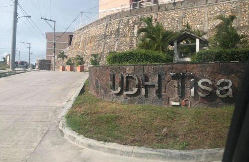 Cebu Apartment | Deca Homes Condominium