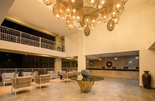 Rincon de Guayabitos Resort | Decameron Isla Coral Guayabitos, Ramada All-Inclusive Resort