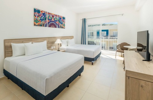 Rincon de Guayabitos Hotel | Decameron La Marina Guayabitos, Ramada All Inclusive Resort