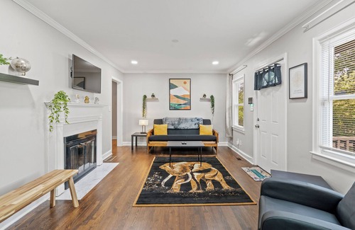 Belvedere Park House | Decatur's Gem: Bungalow, Pet-Friendly