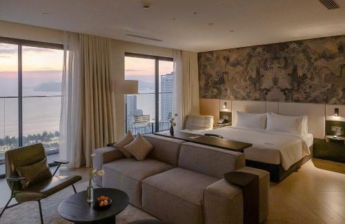 Tran Phu Beach Hotel | December Hotel