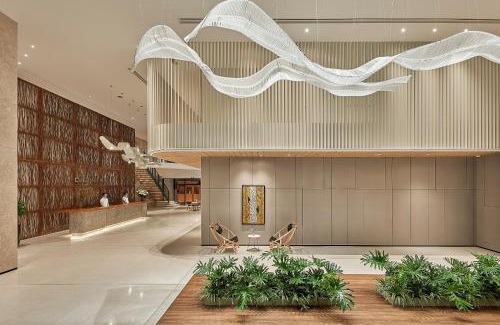 Tran Phu Beach Hotel | December Hotel