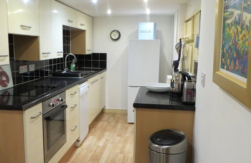 Aldeburgh Cottage | Deceptively spacious cottage close to beach in heart of Aldeburgh