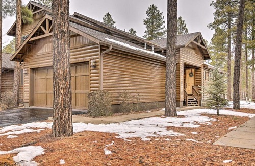 Pinetop House | Deck and Gas Grill Spacious Pinetop Cabin