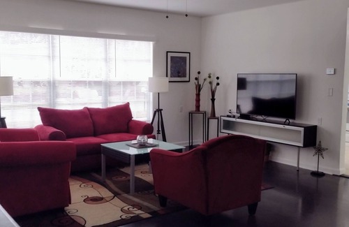 Sebring House | Deco style spacious remodeled house in the heart of Sebring close to everything.