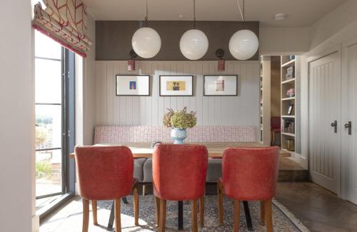 Dundon House | Decoy Farm House