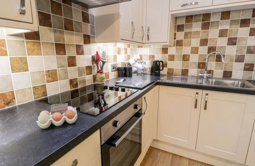 Corwen Cottage | Dee Valley Country Escape - Sleeps 4 & Hot Tub