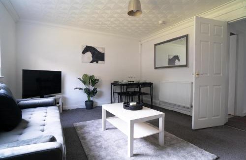 Airdrie Apartment | Deedes Apartment