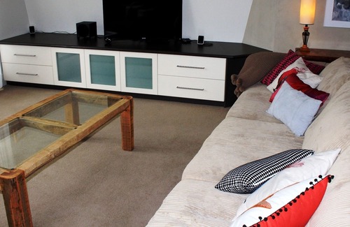 Mystery Bay House | Deedy's Nest @ Mystery Bay - Couple's Retreat