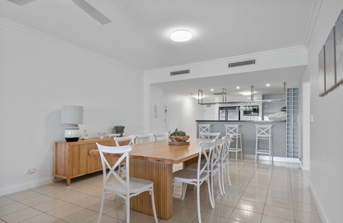 Brisbane House | Deep Blue Apartment 8 Tangalooma