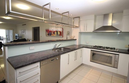 Brisbane Waterfront House | Deep Blue Apartment 1 Tangalooma