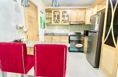 Ensanche Isabelita Apartment | Deep blue sea