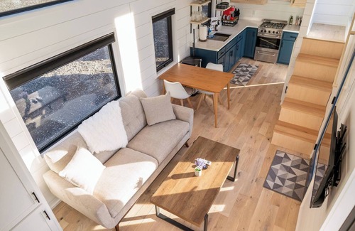 Lupton City House | Deep Creek at Mountain's Ledge